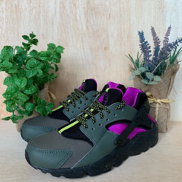 Nike Huarache Run BG SU Sneakers - Picture 3 of 8